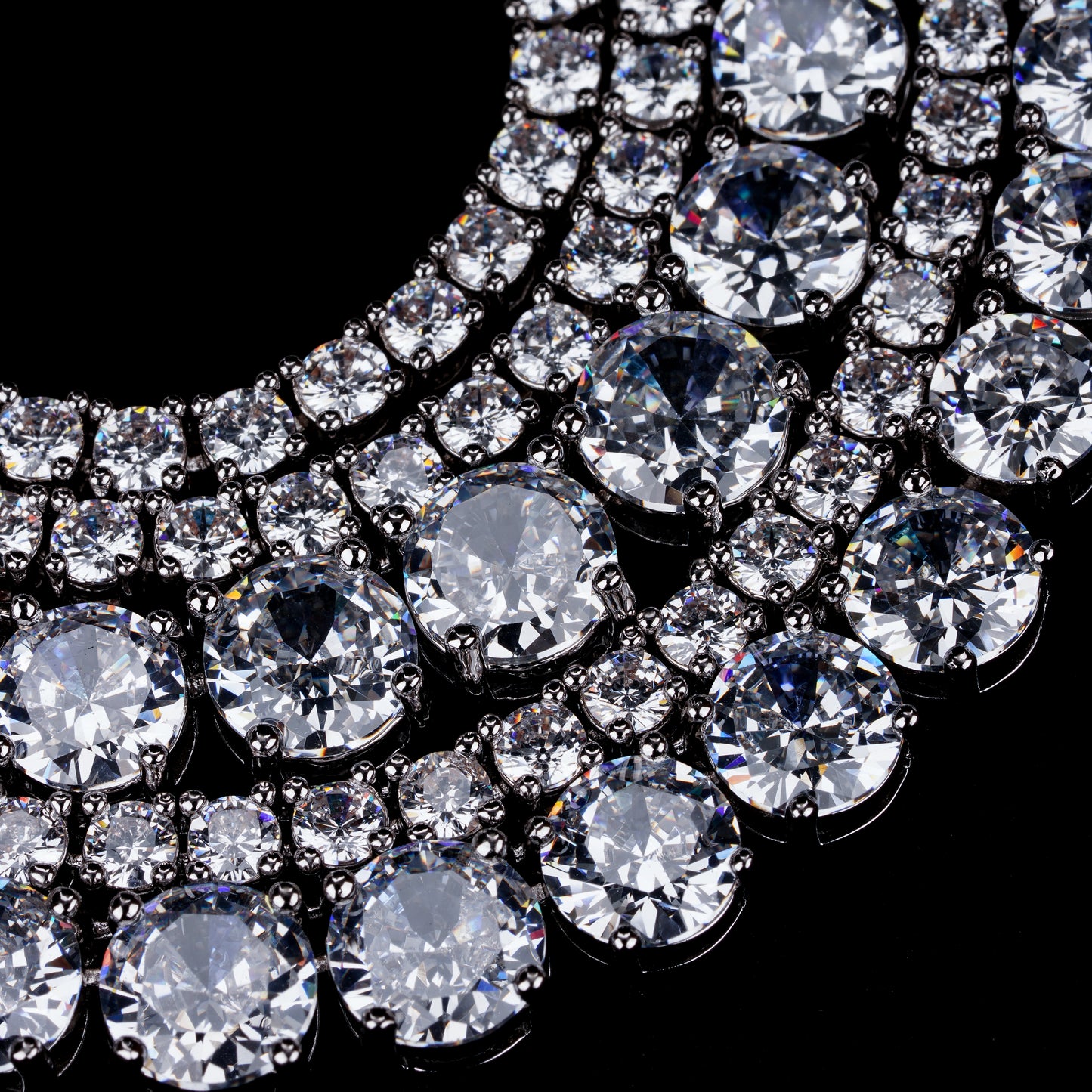 Graduated Size Cubic Zirconia Tennis Chain