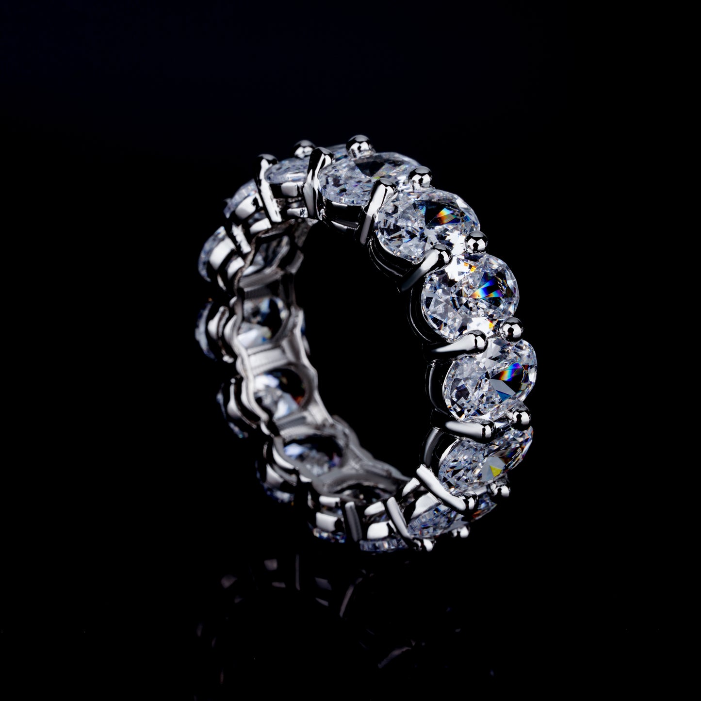 Oval Zircon Ring
